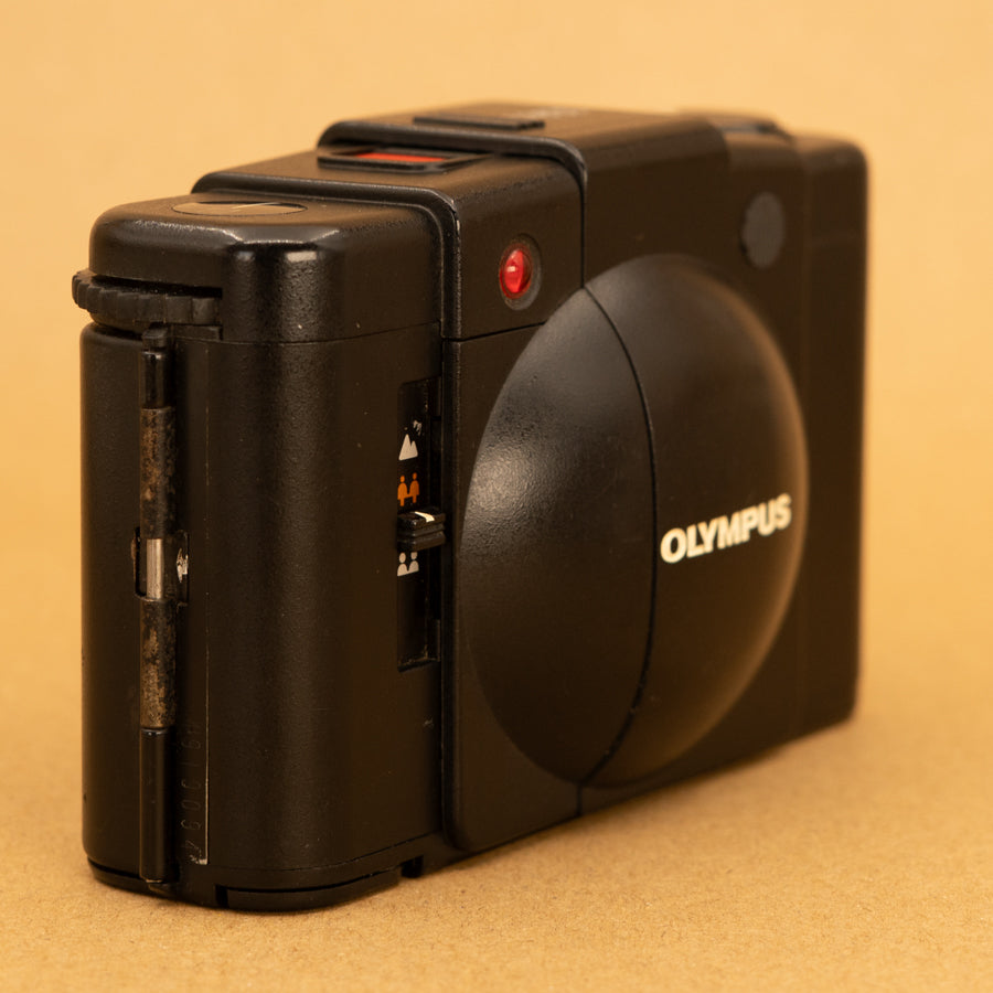 Olympus XA2 35mm Film Camera with Roll of Film - Refurbished
