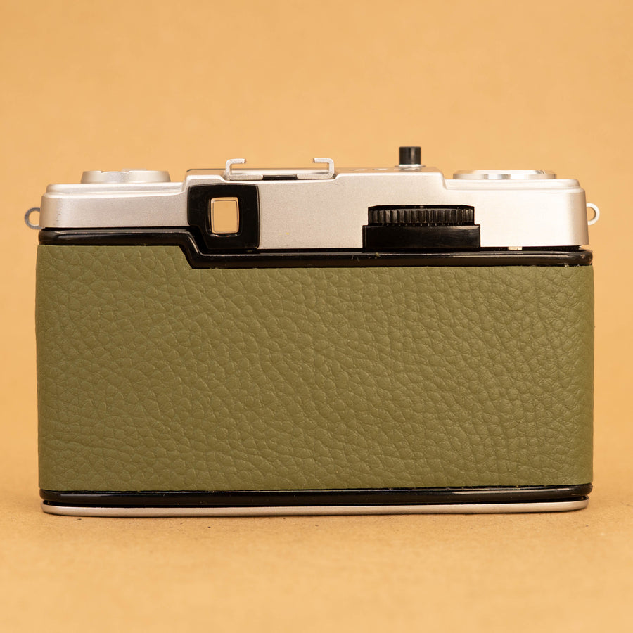 Green Olympus Pen EE-3 Half-frame 35mm Film Camera - Fully