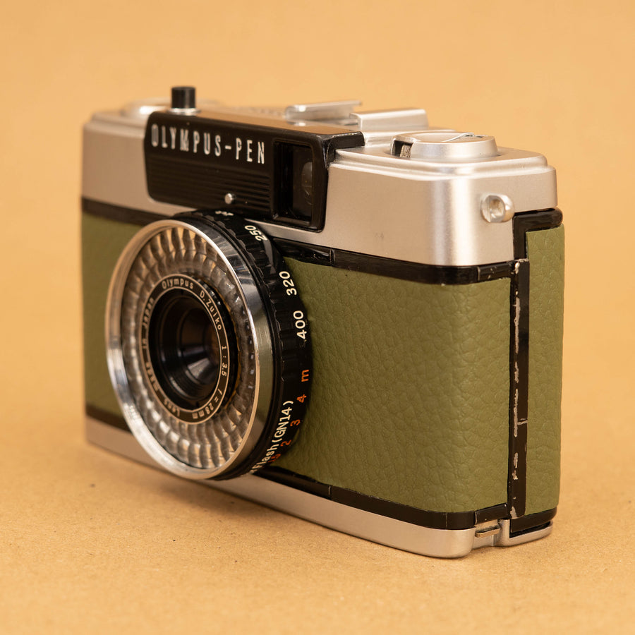 Green Olympus Pen EE-3 Half-frame 35mm Film Camera - Fully