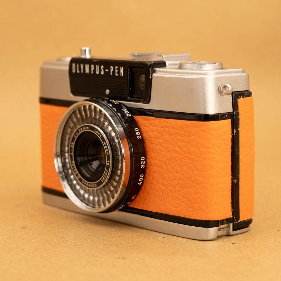 OLYMPUS PEN EEー3 Wood_Olympus_Pen_EE-3_1_of_5.