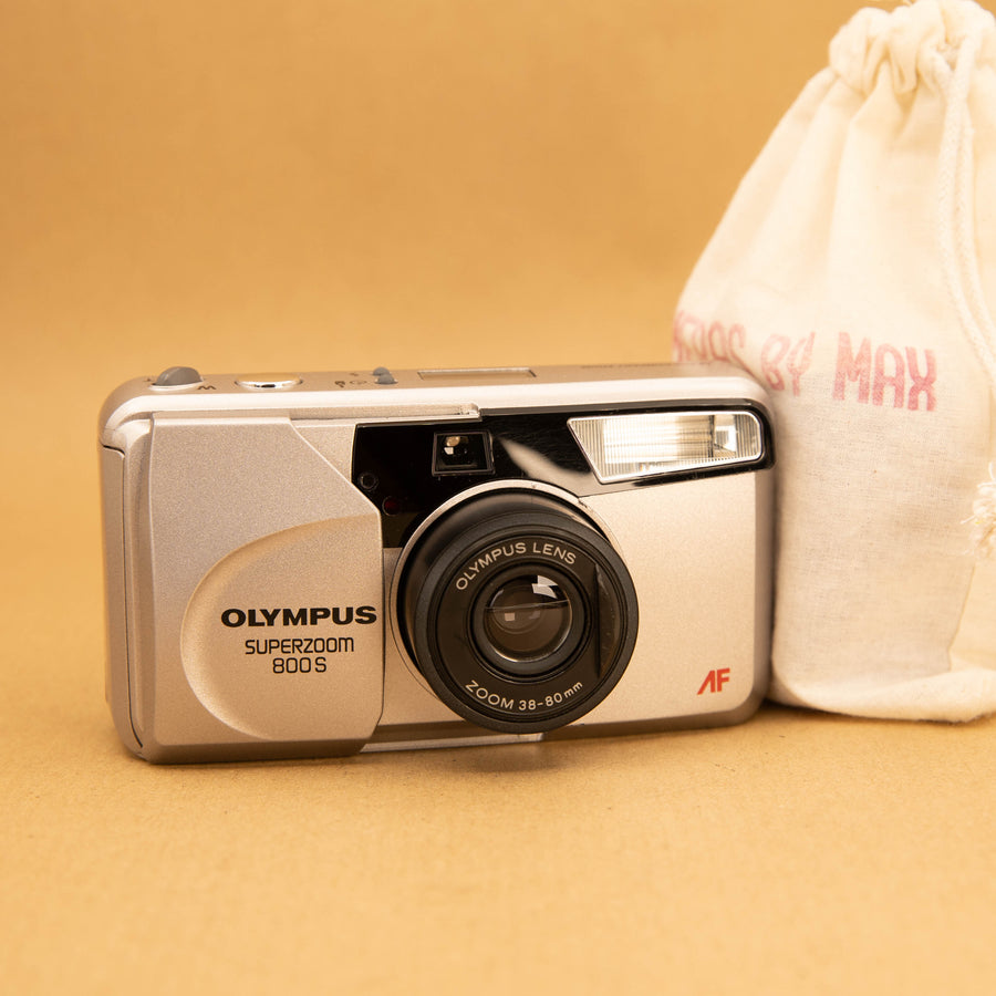 Olympus Superzoom 800S