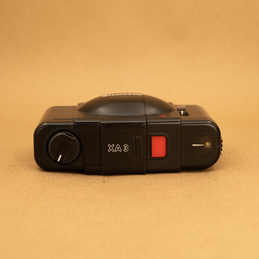 Olympus XA3