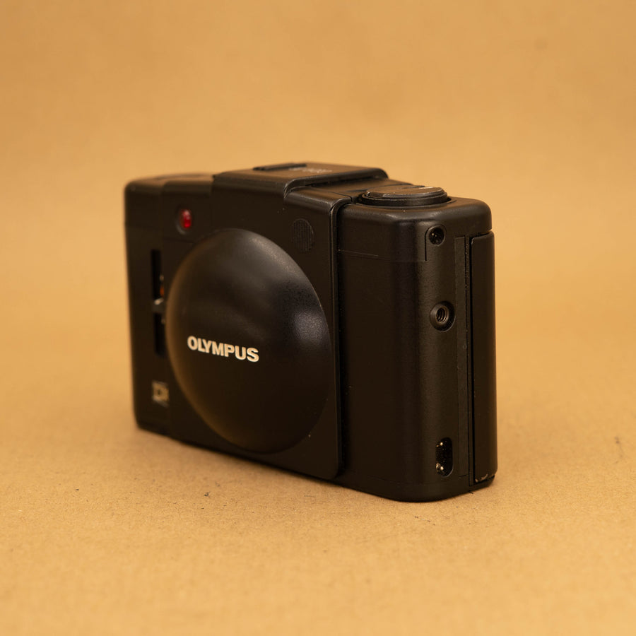 Olympus XA3