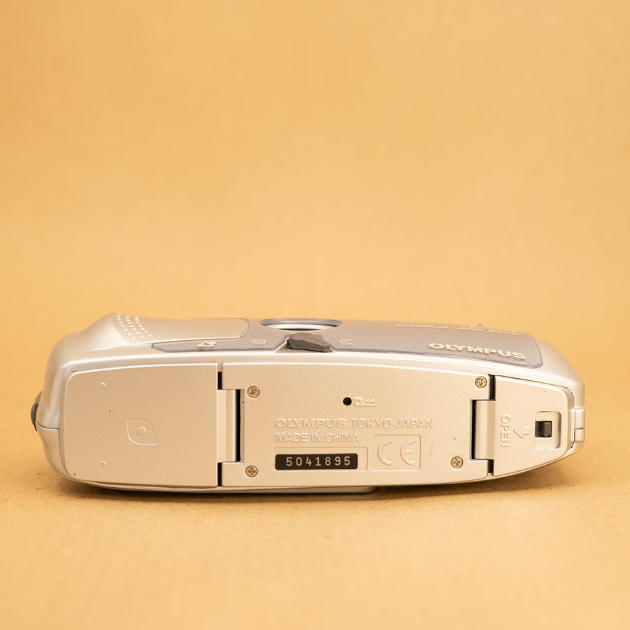 Olympus i10 APS Film Camera