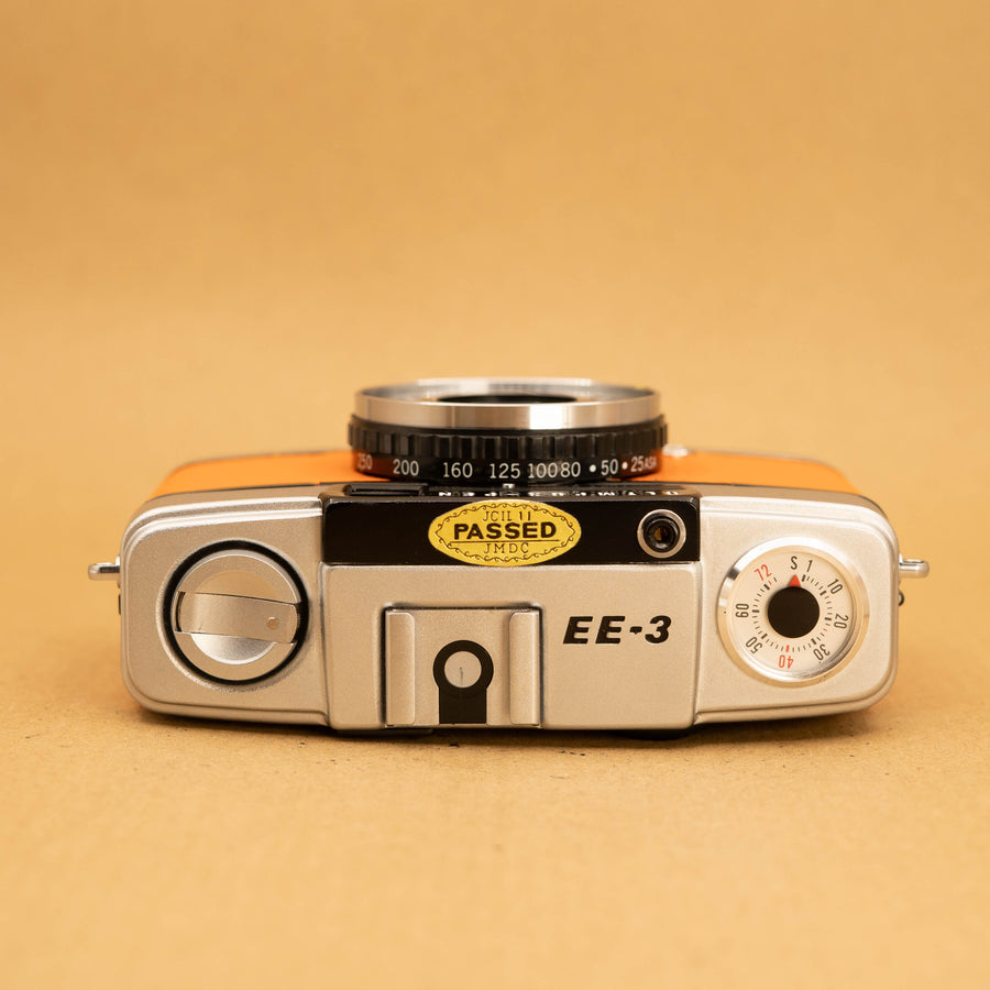 Olympus Pen EE-3 in Orange