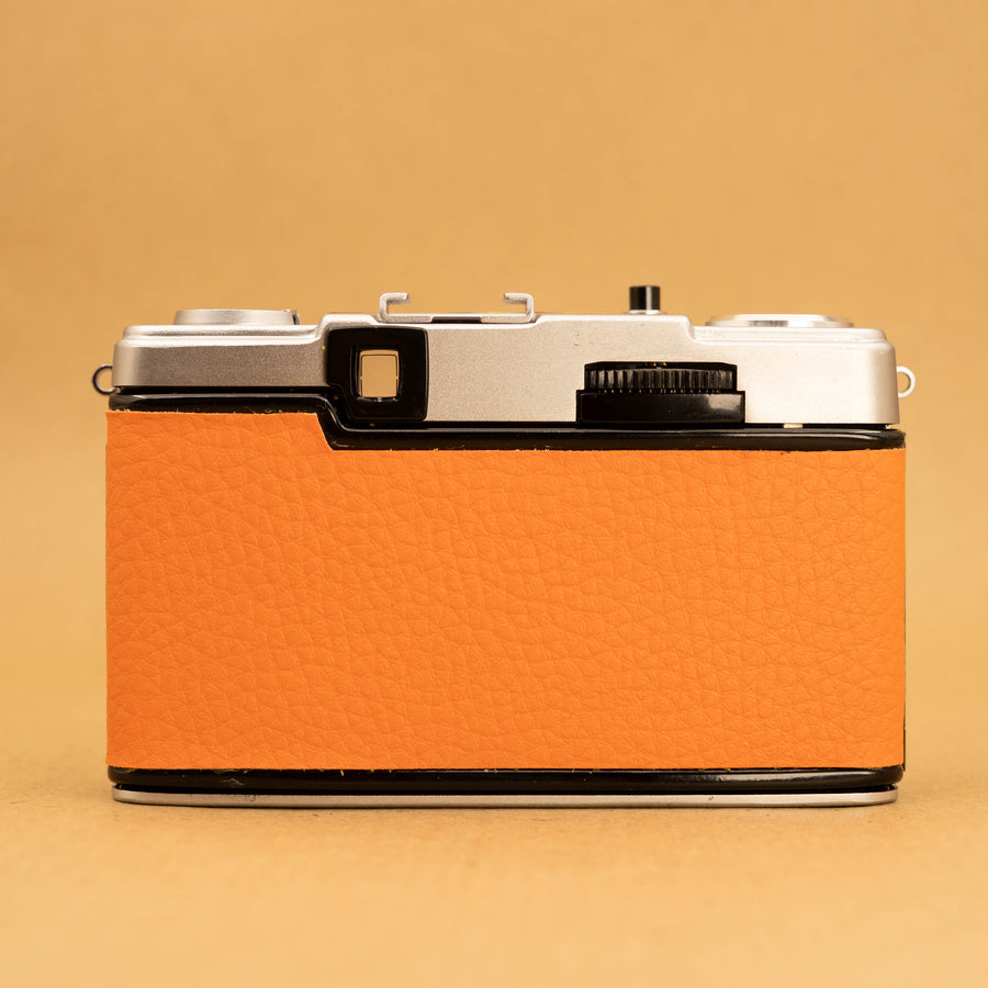 Olympus Pen EE-3 in Orange