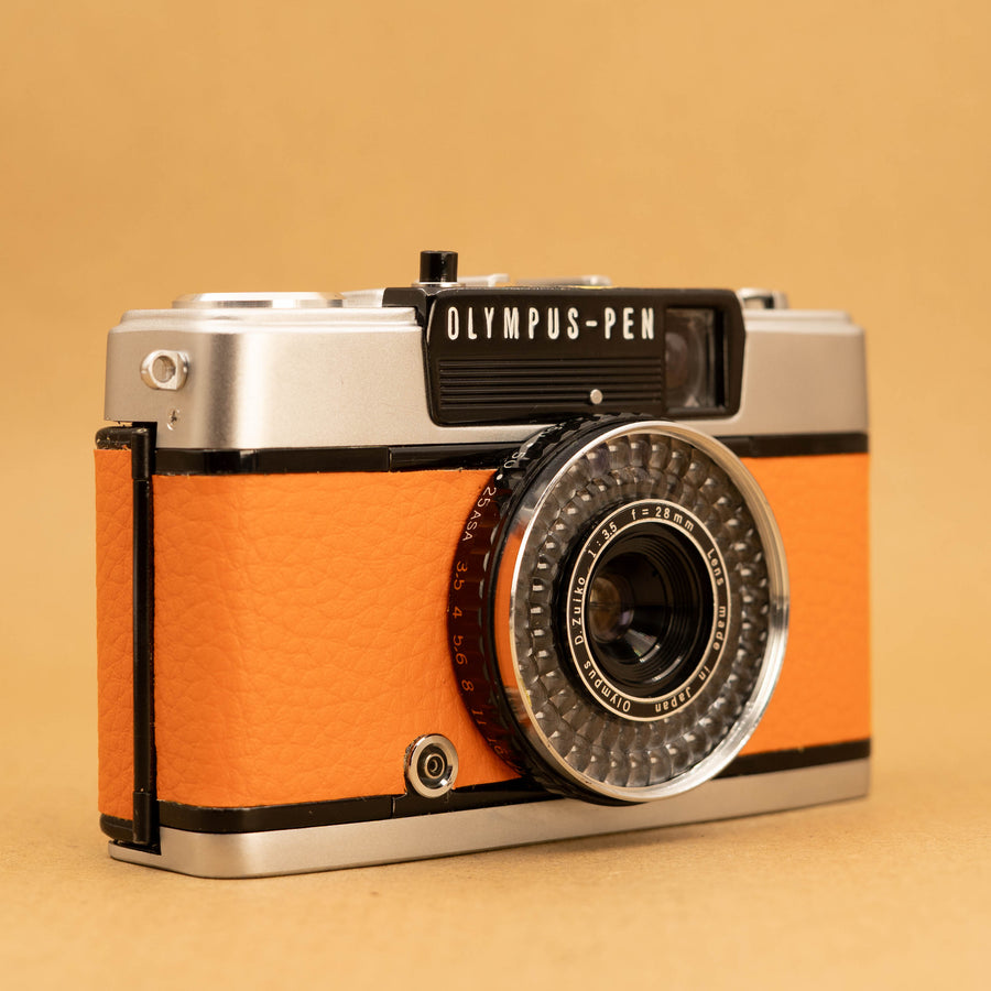 Olympus Pen EE-3 in Orange