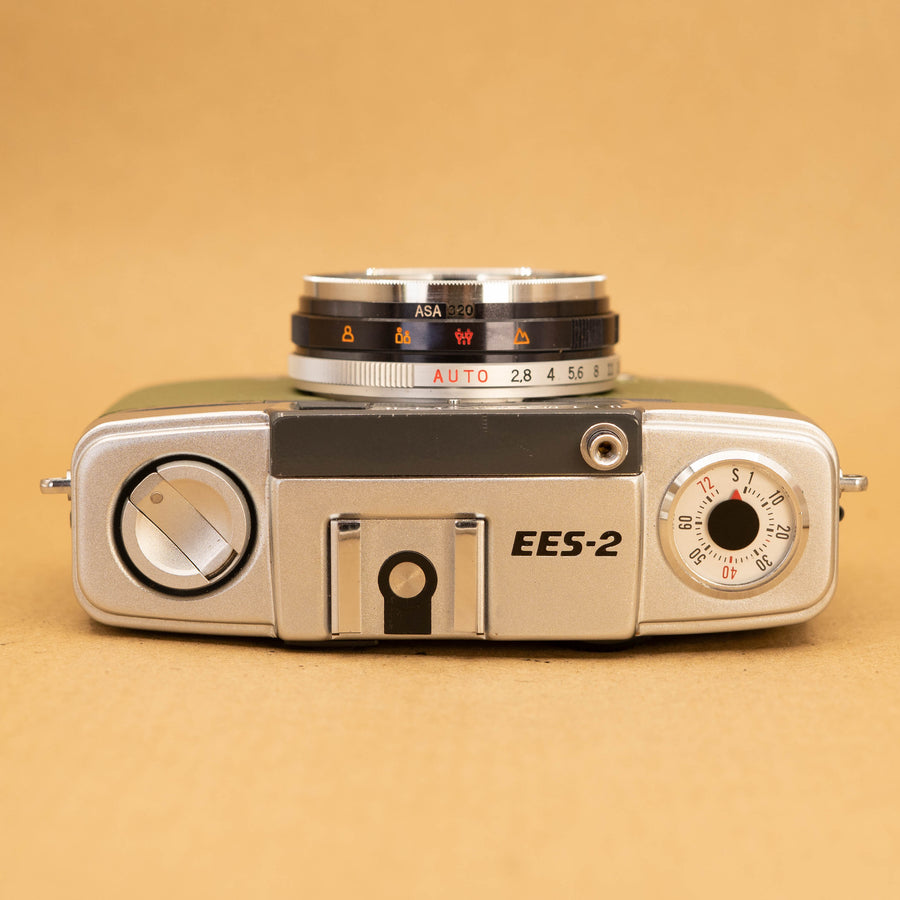 Olympus Pen EES-2 Half-frame in Green