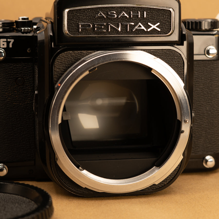 フィルムカメラ ASAHI PENTAX 67 約30年のロングセラー！PENTAXの中判カメラ67(ロクナナ)とは