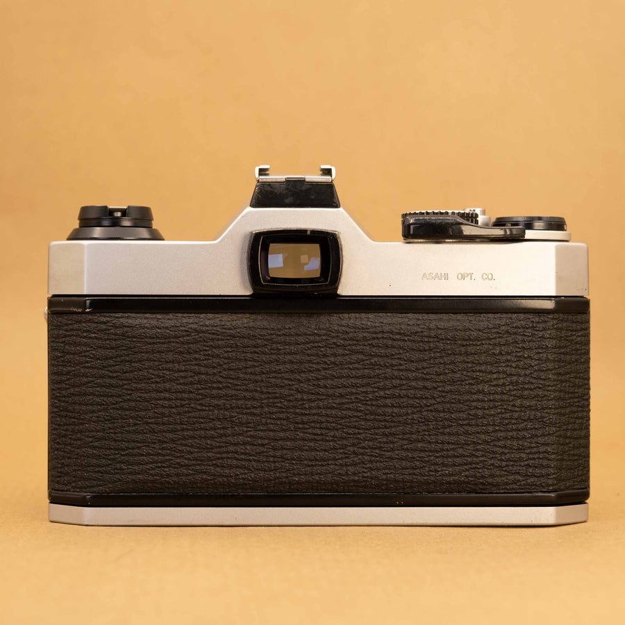 Pentax K1000 avec objectif 50 mm f/2