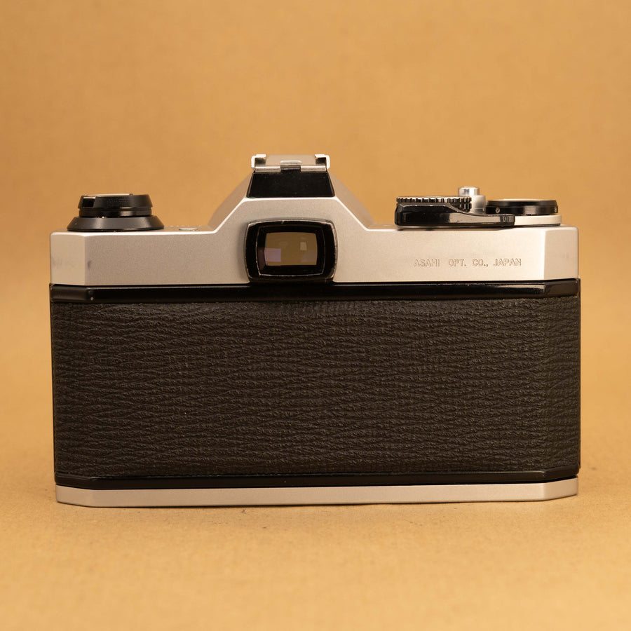 Pentax K1000 with 50mm f/2 Lens