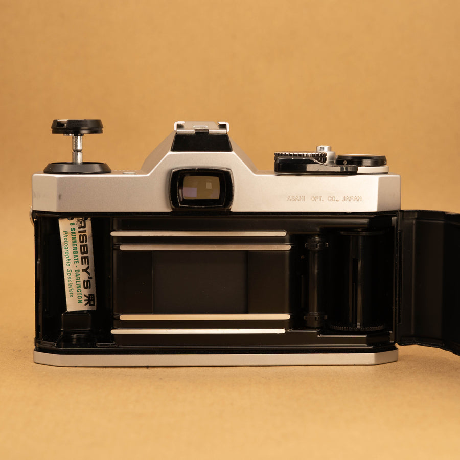 Pentax K1000 with 50mm f/2 Lens