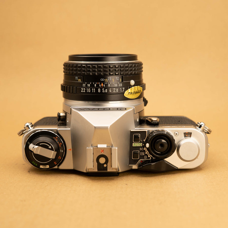 Pentax ME Super avec objectif 50 mm f/1.7