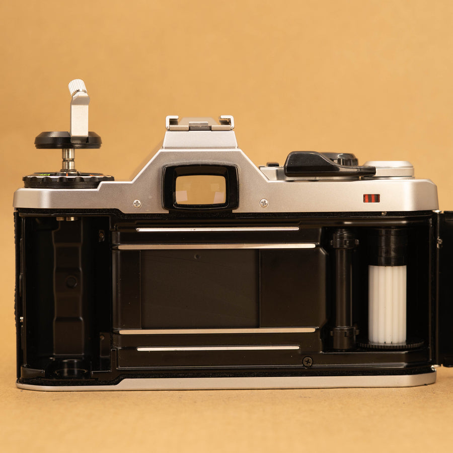 Pentax ME Super avec objectif 50 mm f/1.7