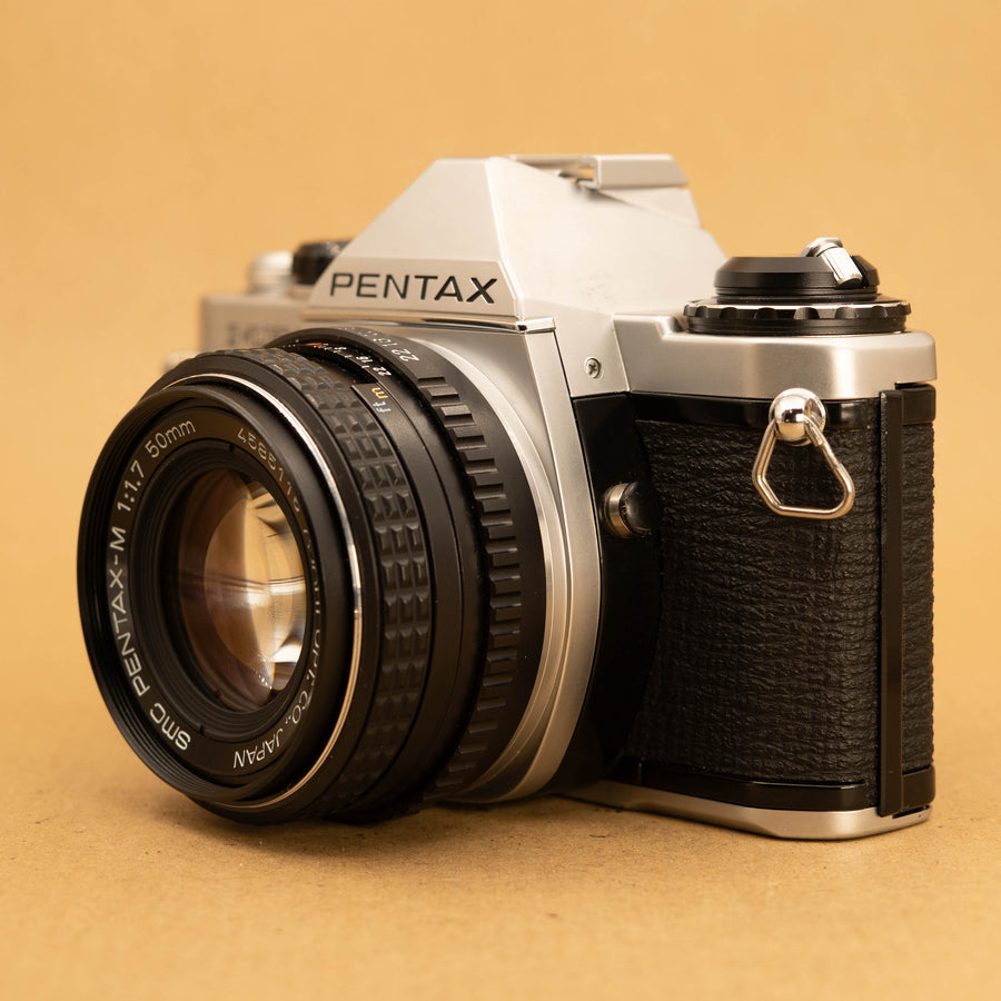 Pentax ME Super avec objectif 50 mm f/1.7