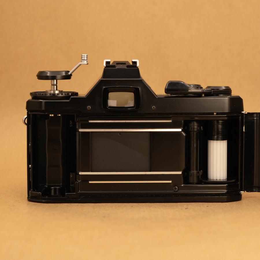 Pentax MV1 avec objectif 50 mm f/1.7