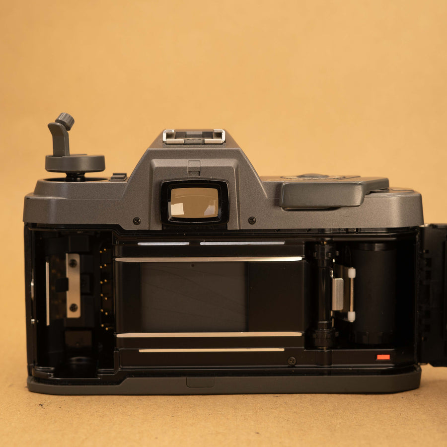 Pentax P30T with Pentax 50mm f/1.7