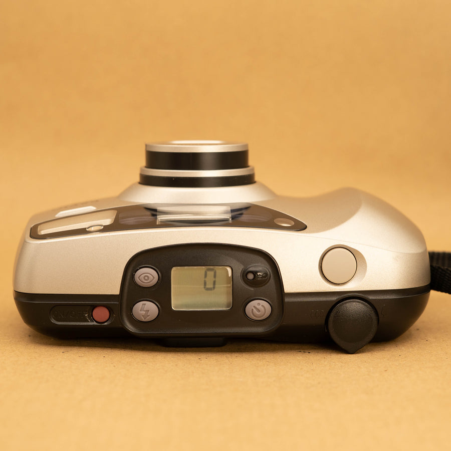 Pentax Espio 738