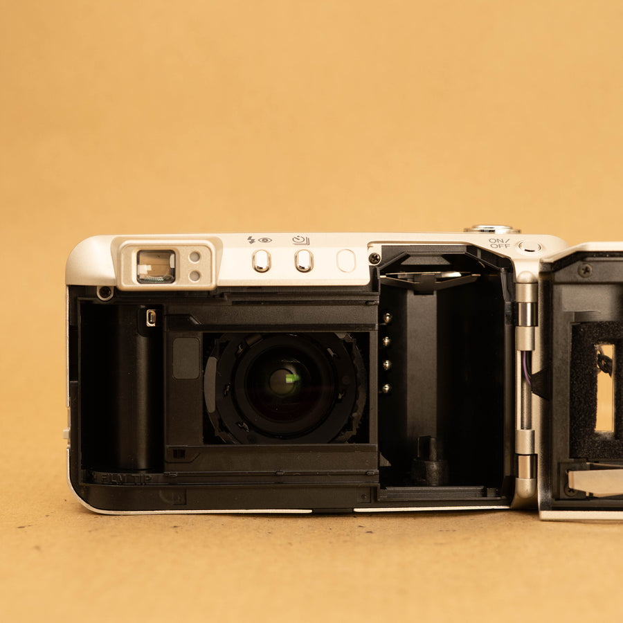 Minolta Riva Zoom 150