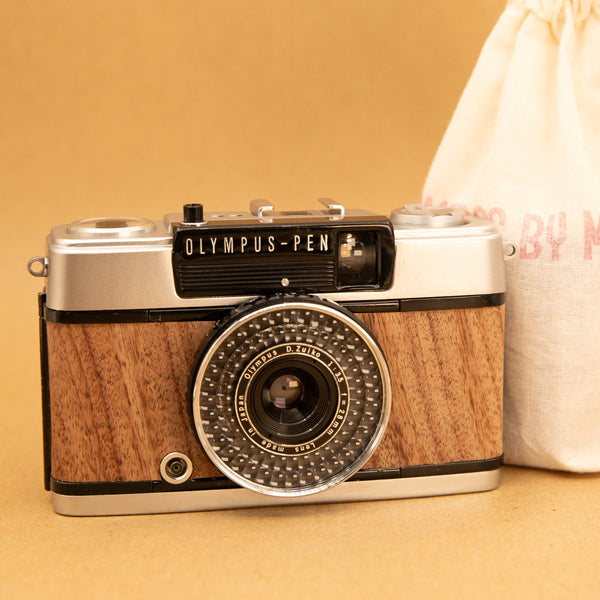 【完動品】OLYMPUS PEN EE-3 フィルムカメラ 動作確認済み Wood Olympus Pen EE-3 Half-frame 35mm Film Camera - Fully Serviced