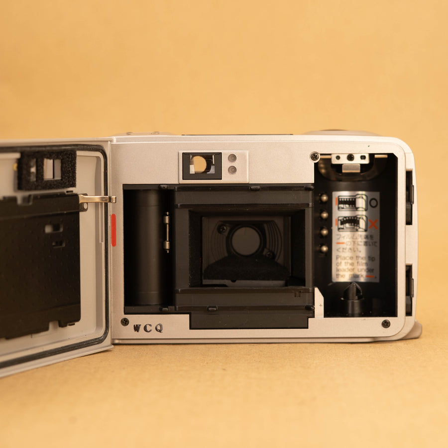 Silver Yashica T5