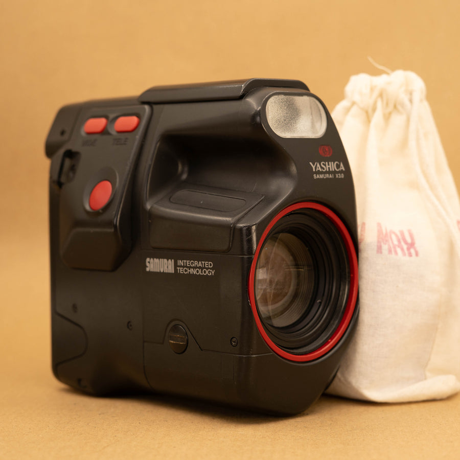 Yashica Samurai X3.0 Demi-cadre