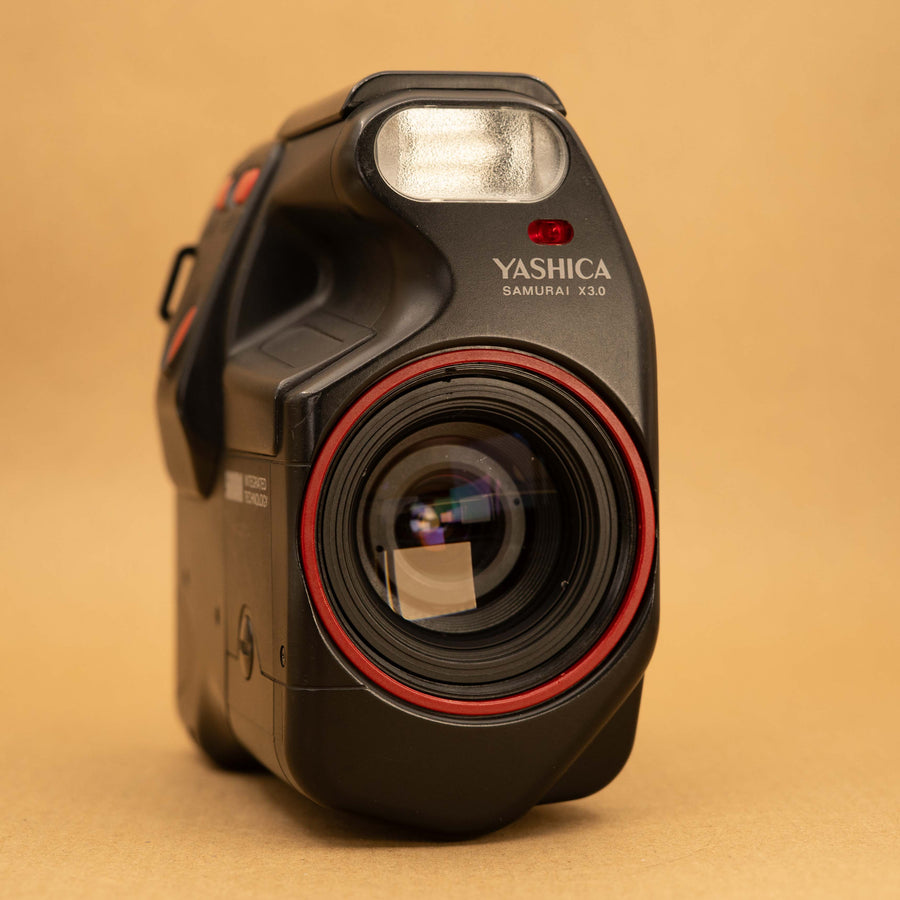Yashica Samurai X3.0 Demi-cadre