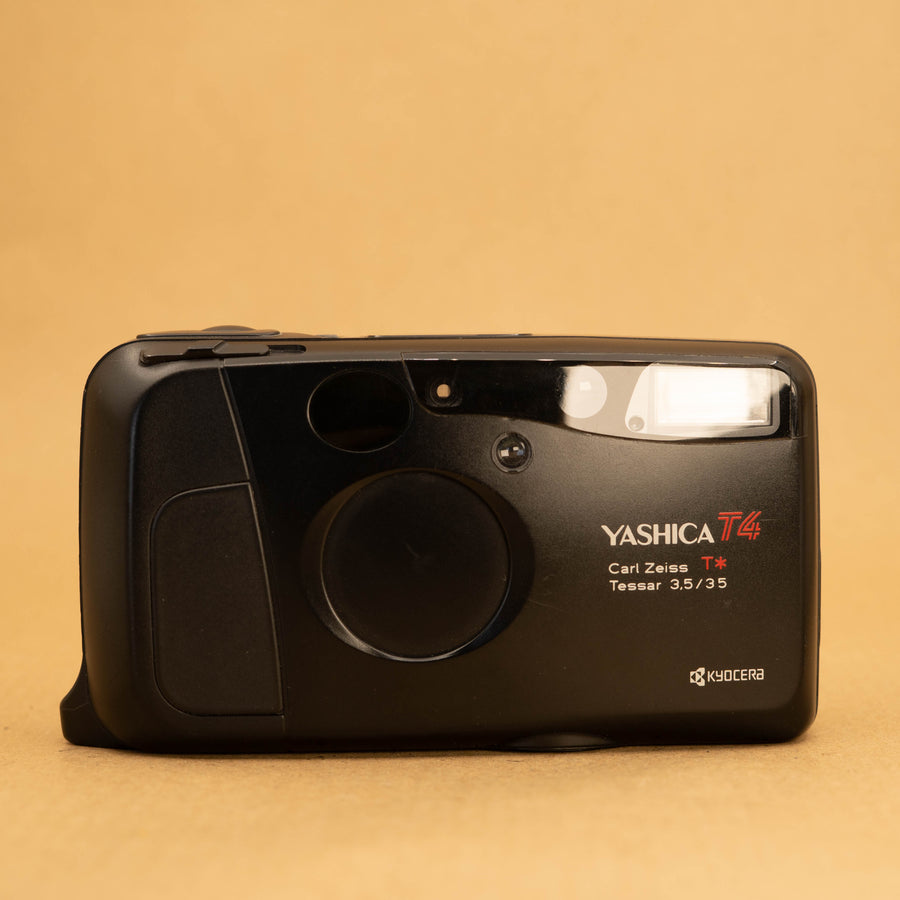 Safari Vert Yashica T4