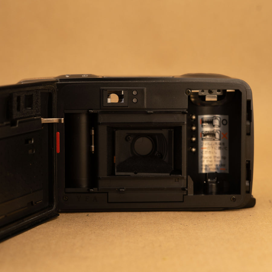 Yashica T5