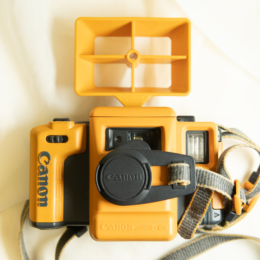 Appareil photo étanche Canon AS-6 avec étui et rouleau de film