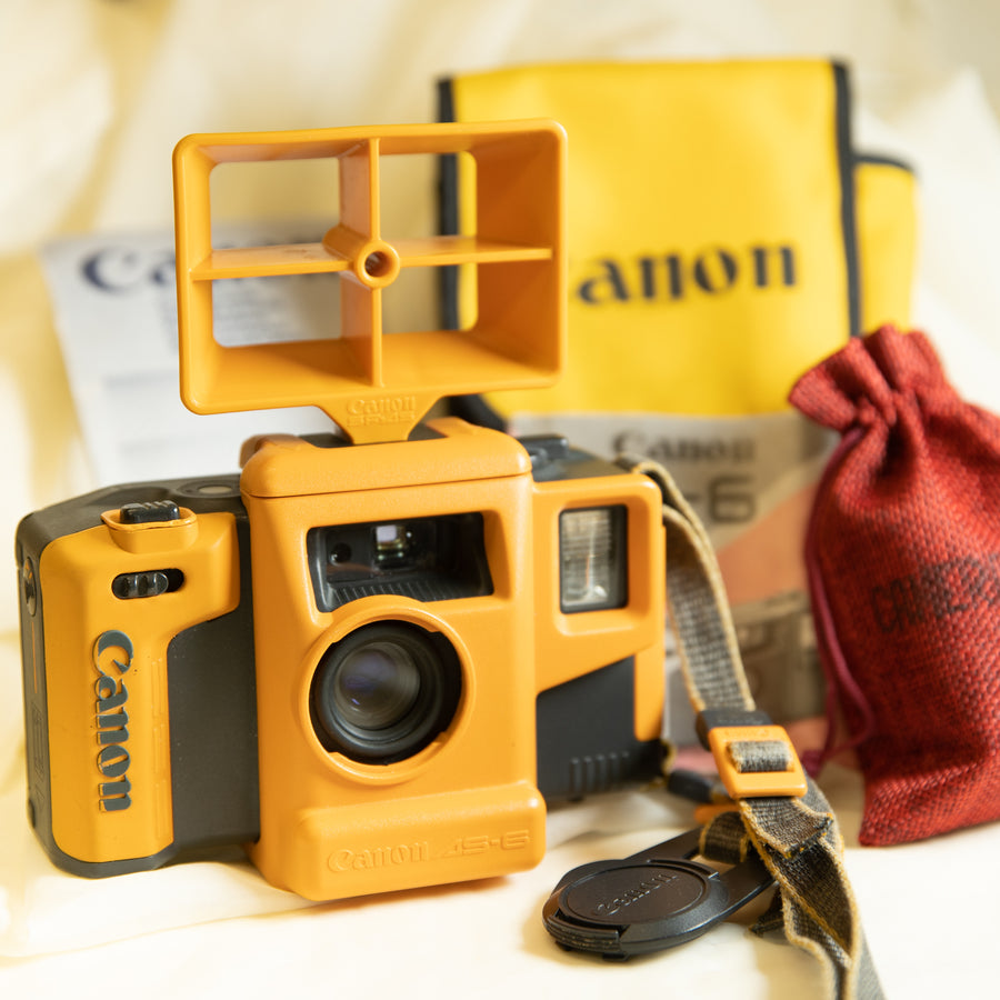 Appareil photo étanche Canon AS-6 avec étui et rouleau de film